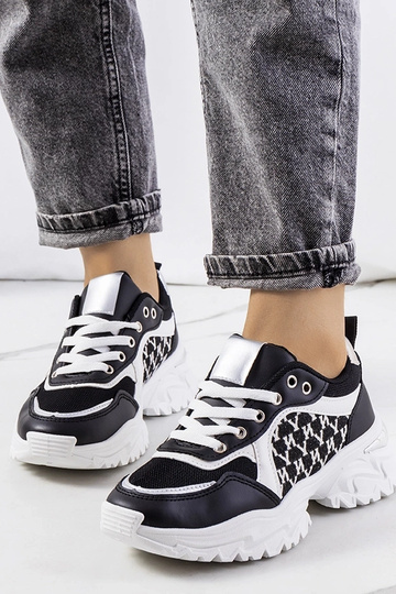 Juodos ir baltos spalvos...