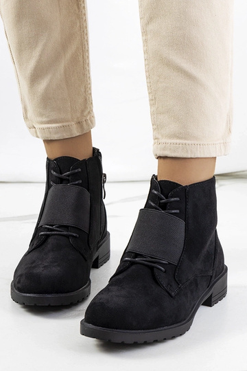 Juodi Manoella batai