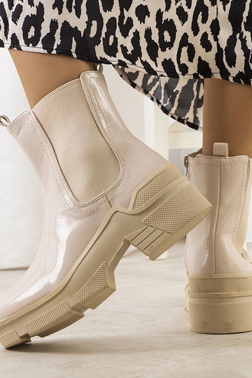 Smėlio spalvos lakinės odos... 2