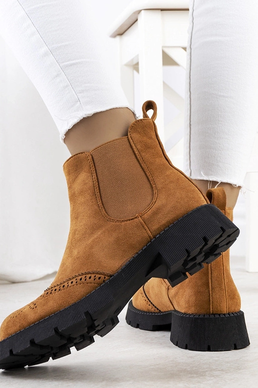 Rudi aulinukai ant platformos, „Denna"