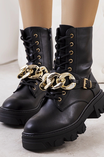 Juodi Laboy grandinėlės...