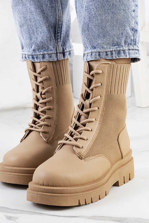 Rudi ilgaauliai batai, „Calliope"