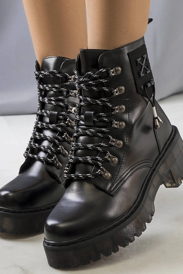 Juodi auliniai batai su...