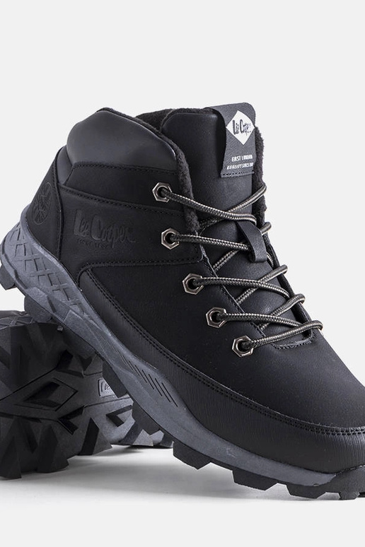 Juodi žieminiai žygio batai ,...