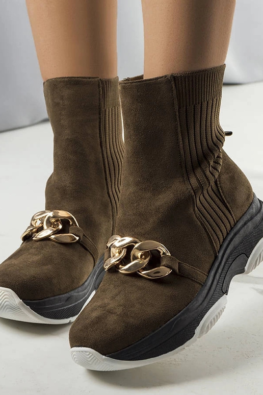 Žali Ulster grandinėle izoliuoti... Žali Ulster grandinėle izoliuoti...