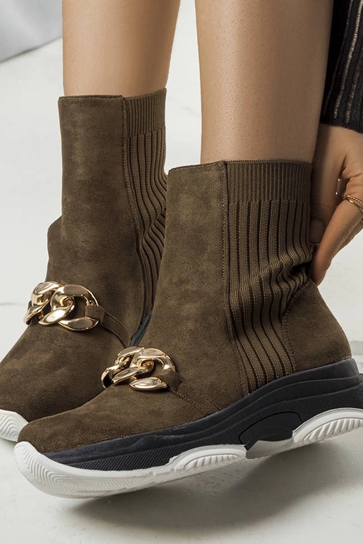 Žali Ulster grandinėle izoliuoti... Žali Ulster grandinėle izoliuoti...