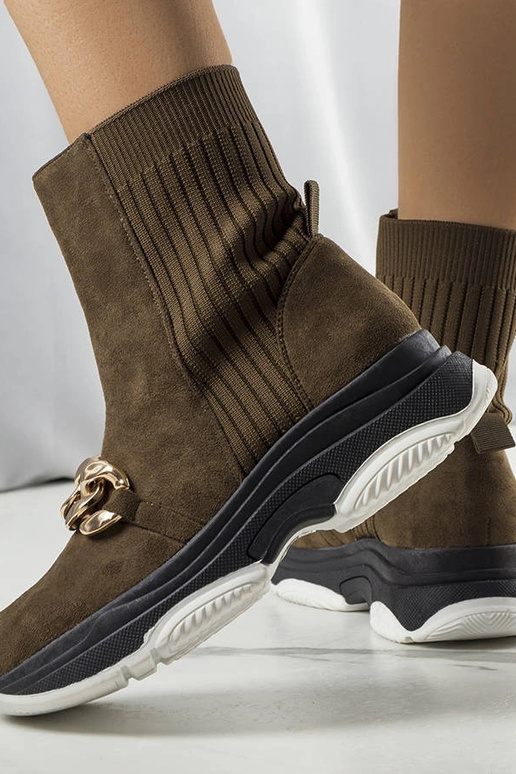 Žali Ulster grandinėle izoliuoti... Žali Ulster grandinėle izoliuoti...