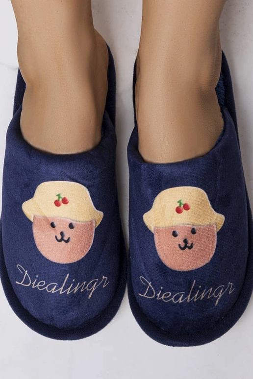 Tamsiai mėlynos minkštos šlepetės...