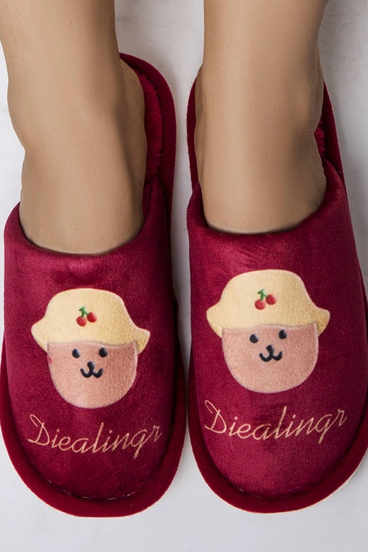 Raudonos minkštos šlepetės Dialings