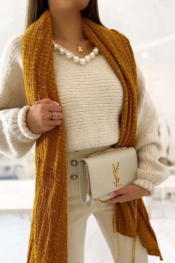 Khalil geltonas taškinis...