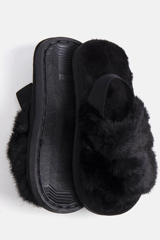 Leilanos juodos tamprios šlepetės Leilanos juodos tamprios šlepetės