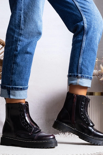 Bordo spalvos izoliuoti... 2