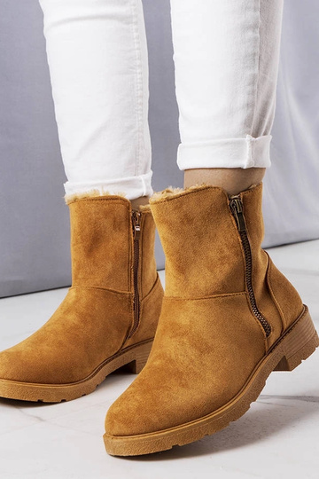 Rudi izoliuoti batai Salona 2