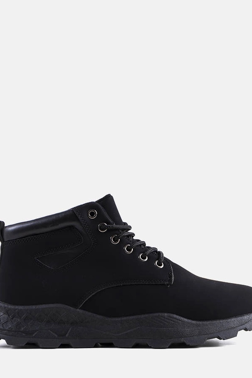 Juodi Tristen izoliuoti batai