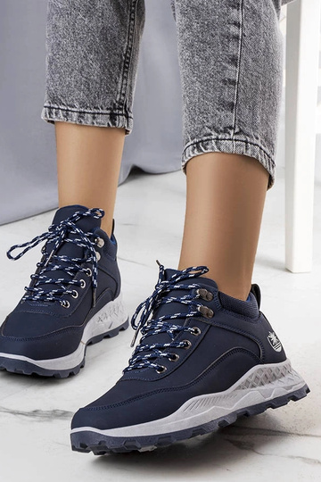 Tamsiai mėlynos spalvos... 2