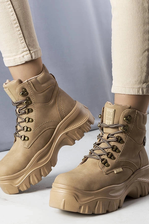 Auksiniai žieminiai batai, „Big Star...