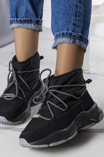 Black Big Star sniego batai... 2