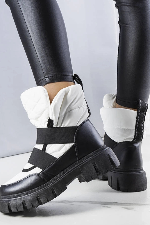 Žali užsimaunami žieminiai batai,...