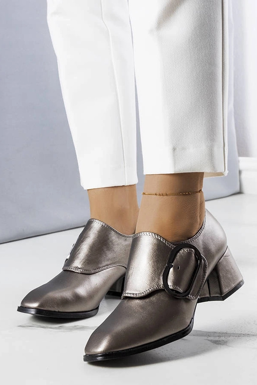 Ailani pilkos spalvos blokiniai kulnų... Ailani pilkos spalvos blokiniai kulnų...