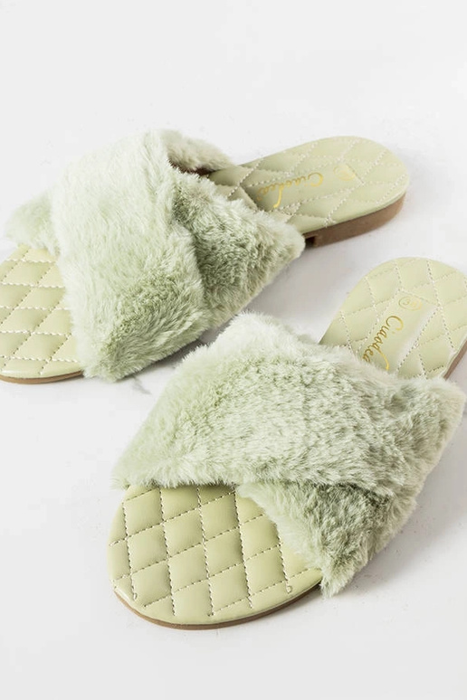 Žalios šlepetės su kailiu Karsyn Žalios šlepetės su kailiu Karsyn