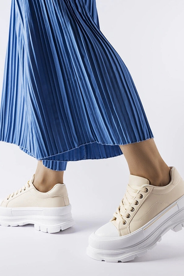 Smėlio spalvos aukštos... 2