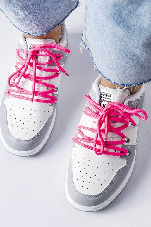 Shari balti retro sportbačiai Shari balti retro sportbačiai