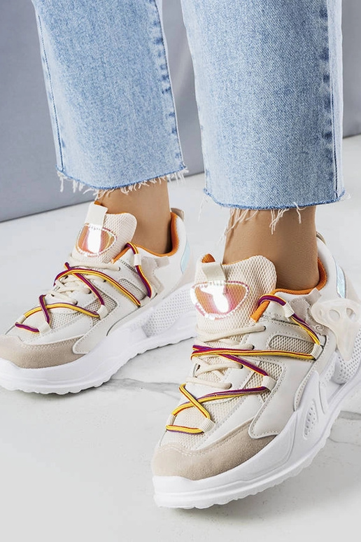 Traci smėlio spalvos mišrios... Traci smėlio spalvos mišrios...