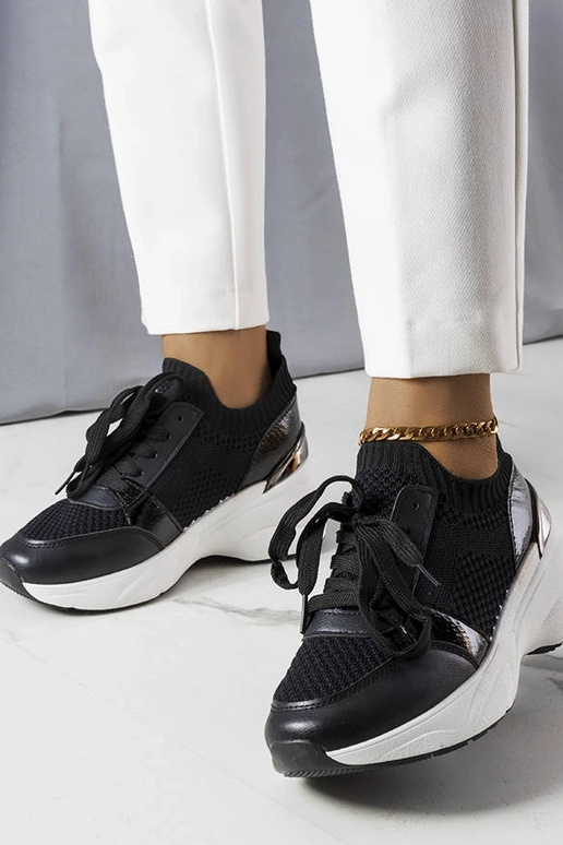 Pilki sportiniai bateliai su...