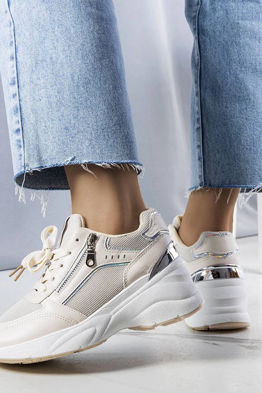 Stacey smėlio spalvos...