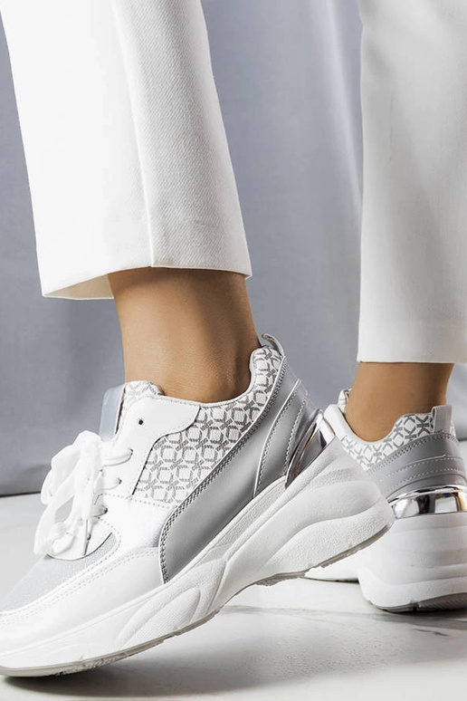 Rožiniai bateliai ant platformos, „Toni"