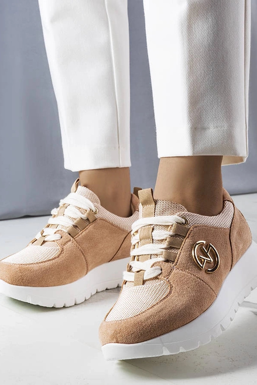 Rožiniai bateliai ant platformos,...