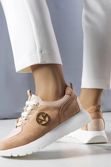 Rožiniai bateliai ant... 2