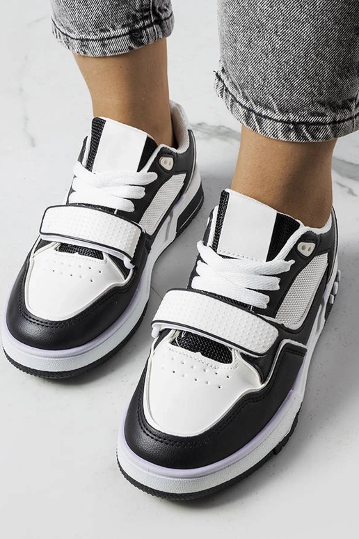 Ollie moteriški juodi sportbačiai Ollie moteriški juodi sportbačiai