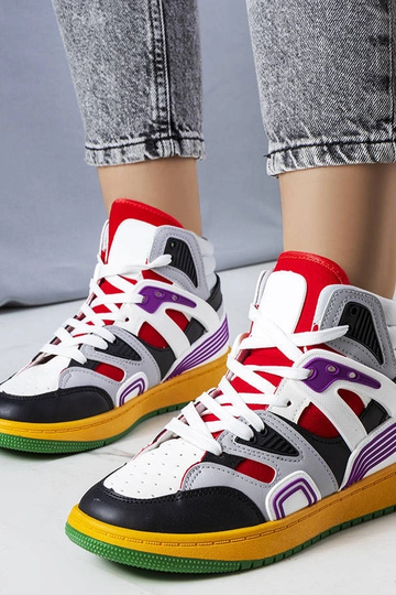 Juodi Marjorie aukšti...