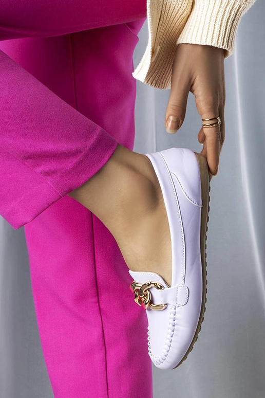 Violetiniai batukai su grandinėle Norma