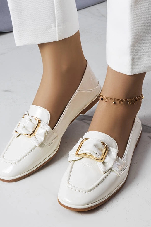 Juodi klasikiniai aulinukai, „Victoire"