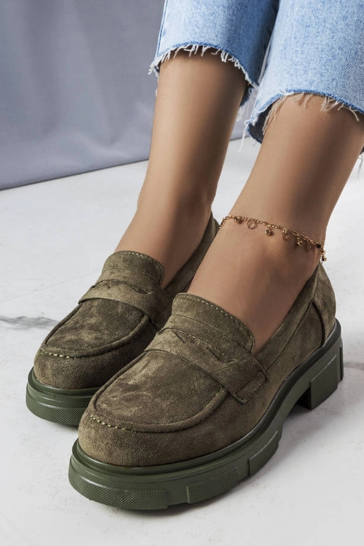 Juodi sandalai su ažūriniu aulu,...