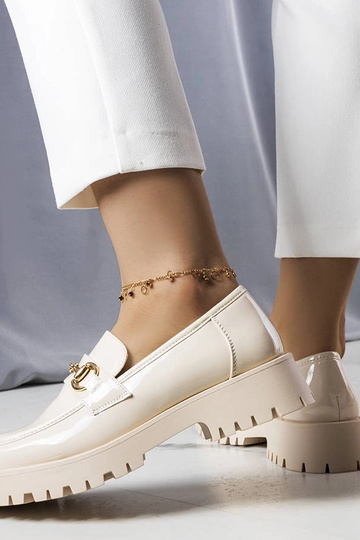 Smėlio spalvos lakinės odos... 2