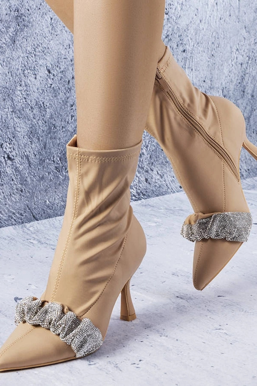 Smėlio spalvos kulkšnies batai... Smėlio spalvos kulkšnies batai...