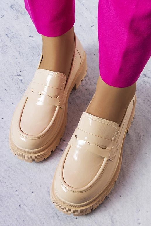 Smėlio spalvos lakinės odos Phaneuf...