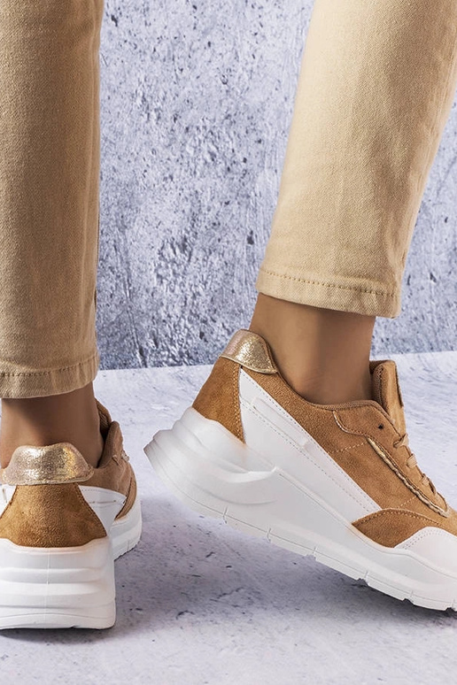 Smėlio spalvos dirbtinės zomšos...