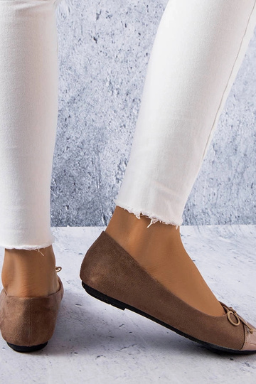 Rudas lakuotas pirštas... 2