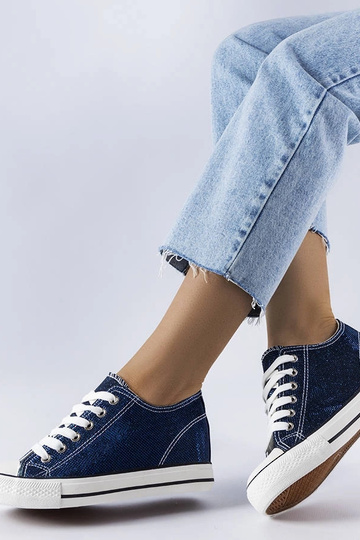 Tamsiai mėlyni blizgantys...