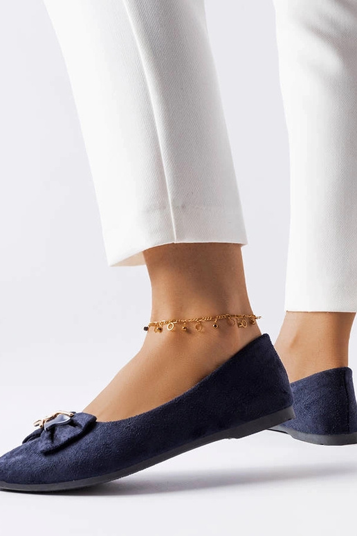 Tamsiai mėlyni baleto apartamentai,... Tamsiai mėlyni baleto apartamentai,...