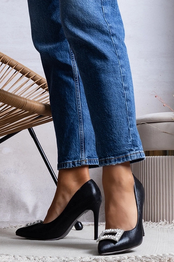 Tyson juodi lakuotos odos... 2