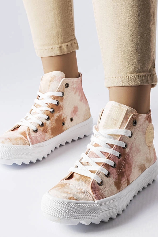 Smėlio spalvos Big Star sportbačiai... Smėlio spalvos Big Star sportbačiai...