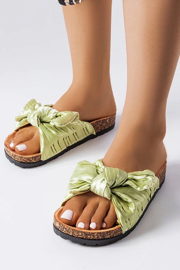 Duplanty žalios spalvos...