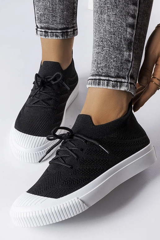 Juodi Polaire tamprio audinio... Juodi Polaire tamprio audinio...