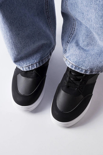 Juodos spalvos CinqMars... 2