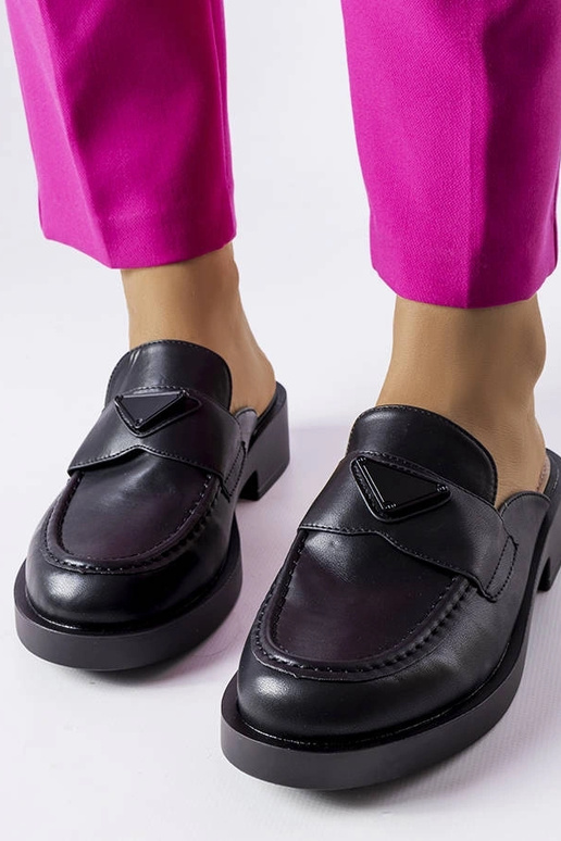 Juodi Berkshire sandalai su uždaru... Juodi Berkshire sandalai su uždaru...